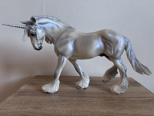 Breyer 1771 xavier traditional - xavier,