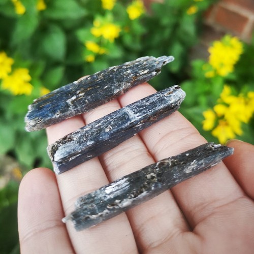 Blue gem kyanite - gem, natural