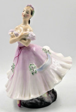 Beautiful royal doulton lady - royal,