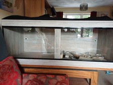 Vivarium 5x3x3 And Accessories ,great condition 