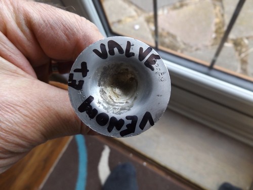 Velocette venom exhaust valve - velocette,