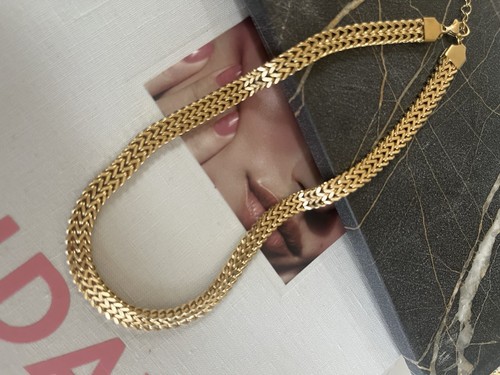 Gold flat link chunky - flat, elegant