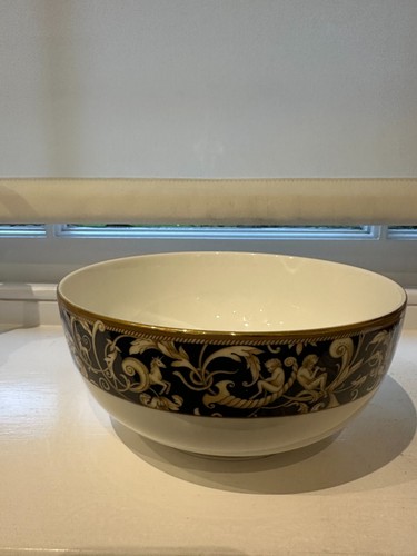 Wedgwood cornucopia round - wedgwood,