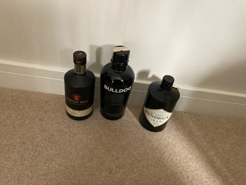 Empty gin bottles upcycling - gin,