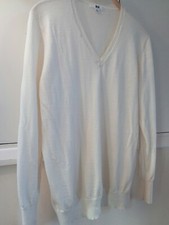 Uniqlo 100% pure merino wool jumper  unisex  Size Large