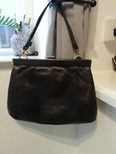 Vintage Ladies Gold Pfeil Modell Black Handbag / Vintage Events