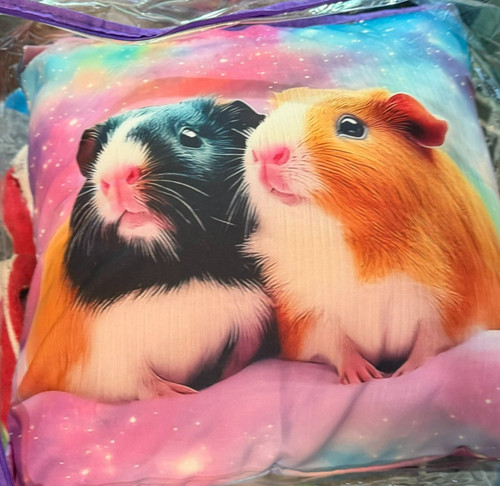 New guinea pig - new, throw