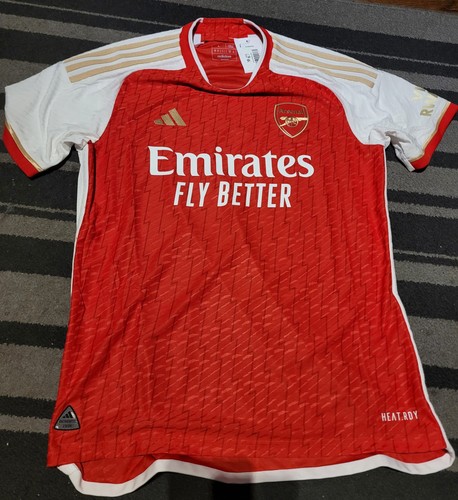 Adidas arsenal player - adidas,