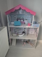 Dolls House