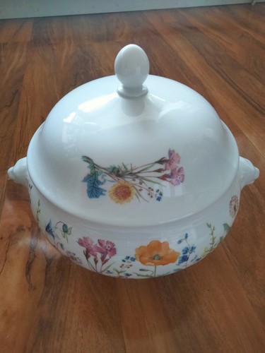 Vintage soup tureen - soup,