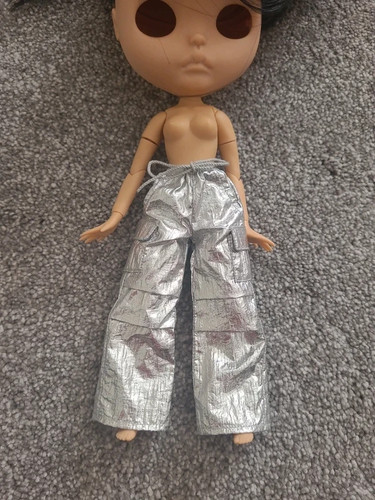 Blythe doll silver pants