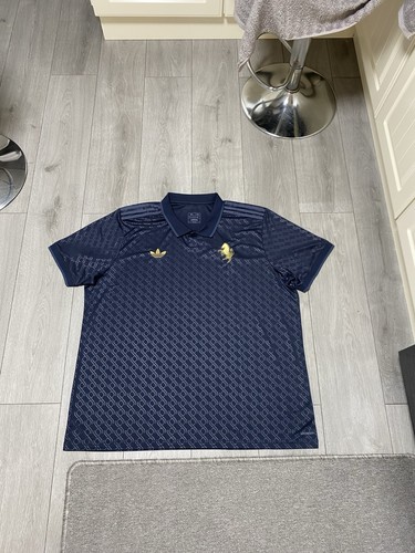Juventus third football shirt - football,