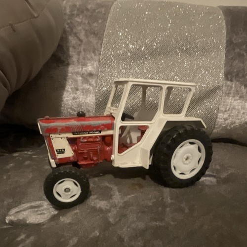 International 884 16 - 884, 1:16