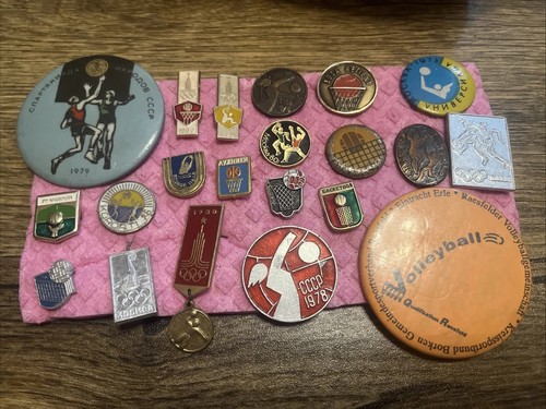 Vintage sports badges - sports,