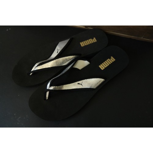 Nwot puma sandy flip - puma,