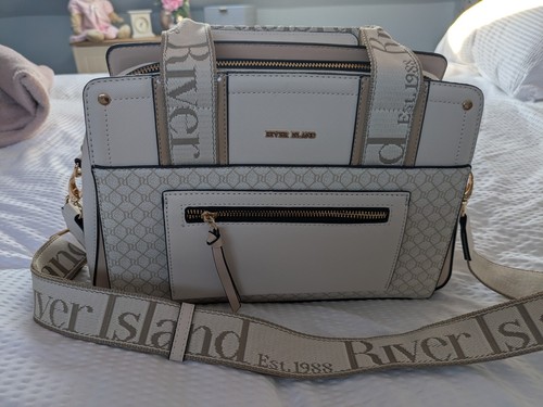 River island cream - river,