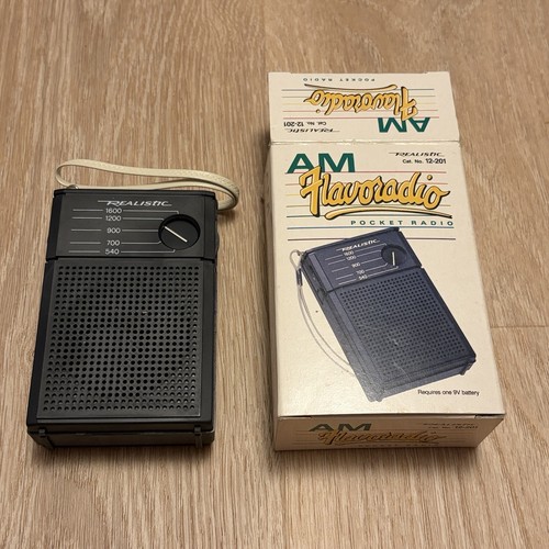 Vintage realistic flavoradio - realistic,