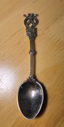 Very rare w - r, spoon