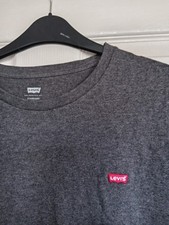 Levis Mens Grey T-shirt Size