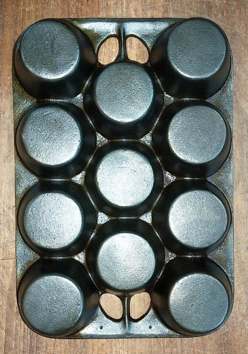Wagner popover pan 2 - wagner, "b"