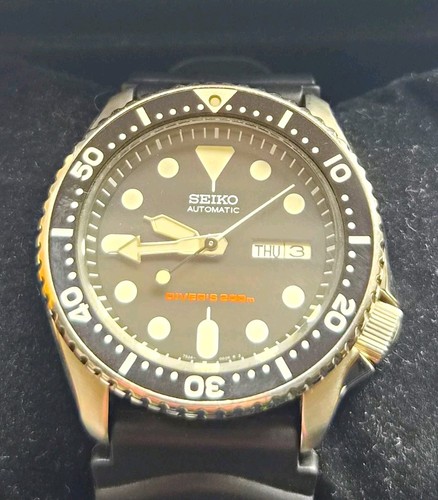 Seiko skx007 diver 200m - seiko,