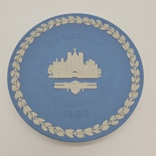 Wedgewood Jasperware Christmas 1980 Plate Blue St James's Palace Vintage