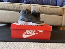 Size 9 - Nike Koth Ultra Mid