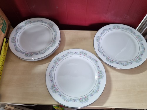 Vintage china dinner plates - vintage,