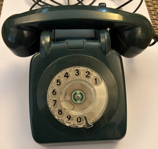 Vintage retro dark green - vintage/retro,