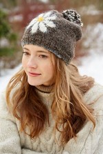 Pachamama Daisy Bobble Beanie