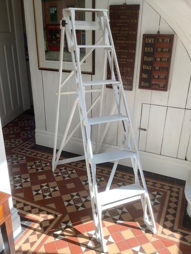 Library ladder england - ladder,