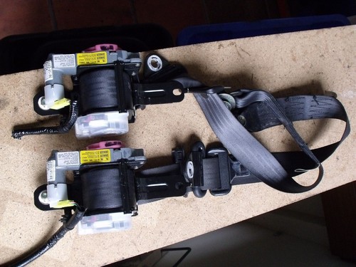 Mazda mx5 pair seat belts - pair,