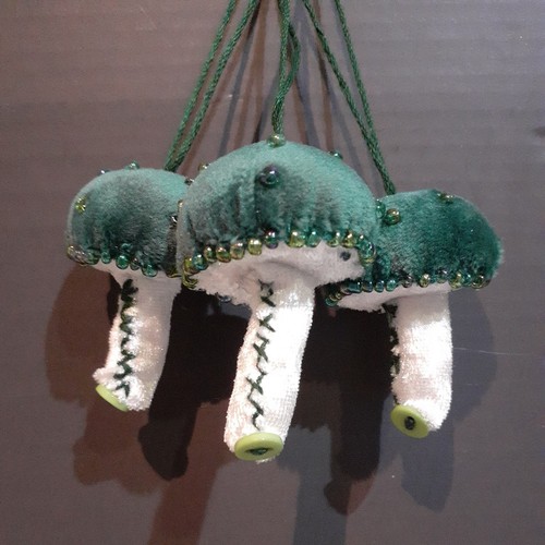 Set three velvet hanging - of,