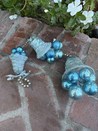 Vintage tiered wire mesh bells - mesh,