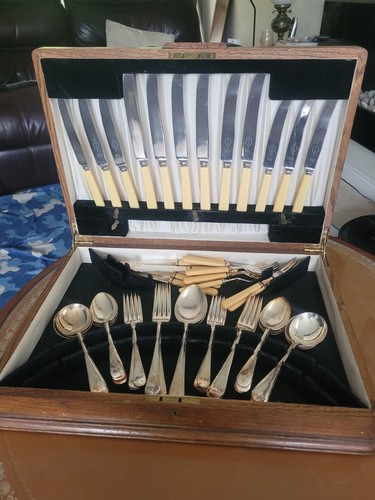 Vintage 44pc stainless - vintage,