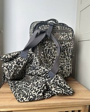 Kipling Suitcase And Travel