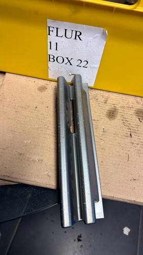 Tow hook lid - lid, left