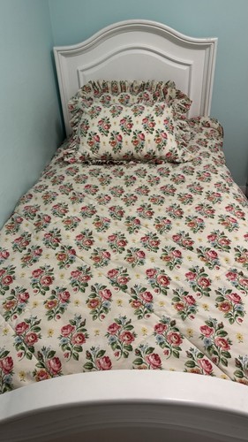 Vintage laura ashley twin - laura,