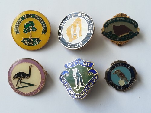 Various old bowling badges - old,