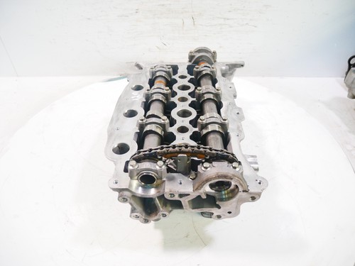 Cylinder head for - , xf