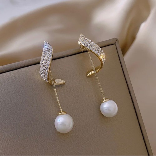 Elegant white pearl crystal - elegant,