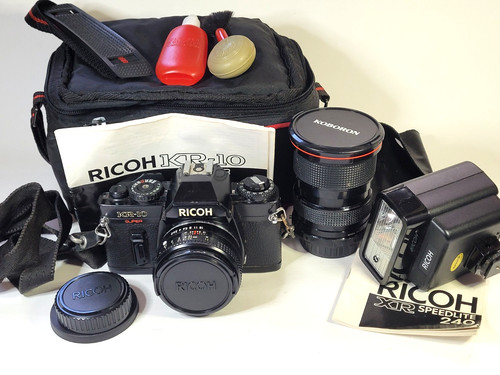Vintage ricoh 35mm slr - ricoh,