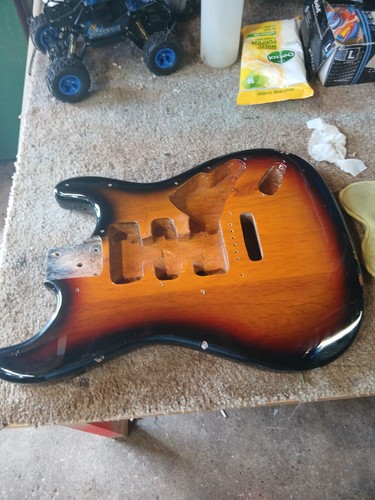 Fender squire sunburst body - squire,