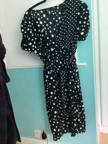 New look size knee length - look, 16