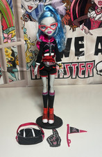 29) Monster High Doll