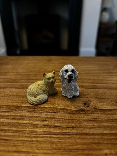 Vintage miniature dolls house - miniature,