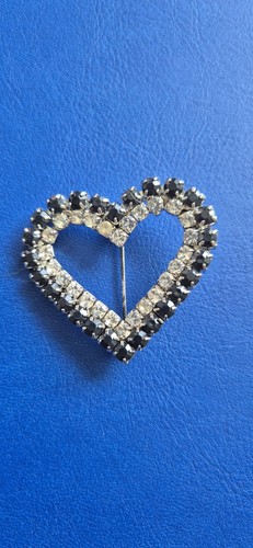 Diamanté heart shaped brooch - heart,