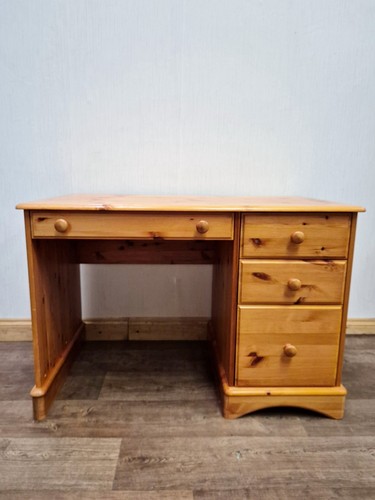Wooden desk solid - desk, pine