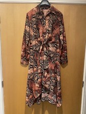 Ladies Multi Coloured Animal Print Button Down Dipped Front Hem Dress Size 14