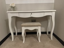 Next Isabella Ivory Dressing